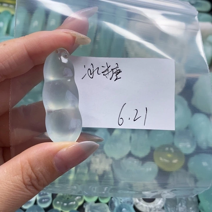 蛇纹石玉未镶嵌手镯冰**李