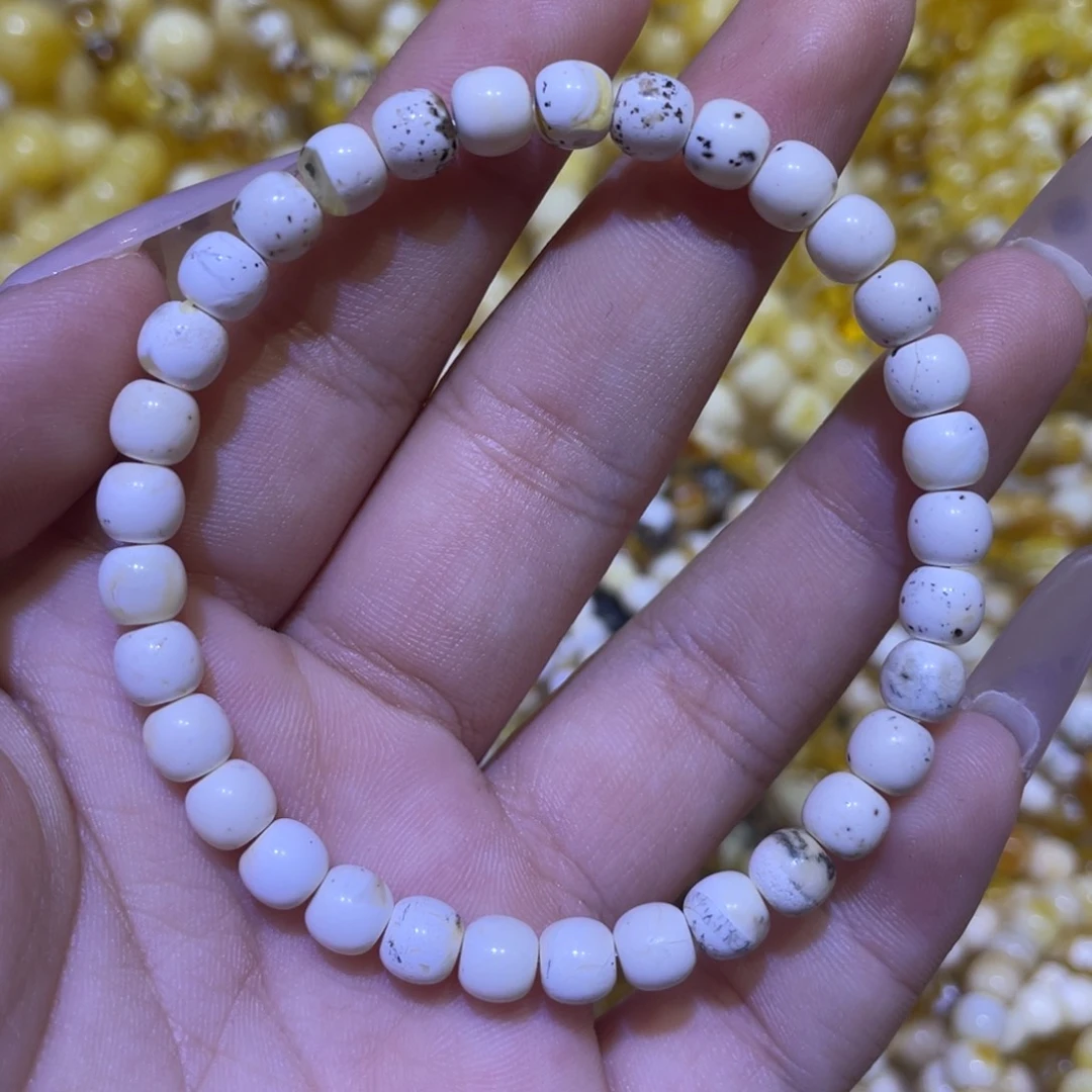 蜜蜡未镶嵌珠宝奇石6m