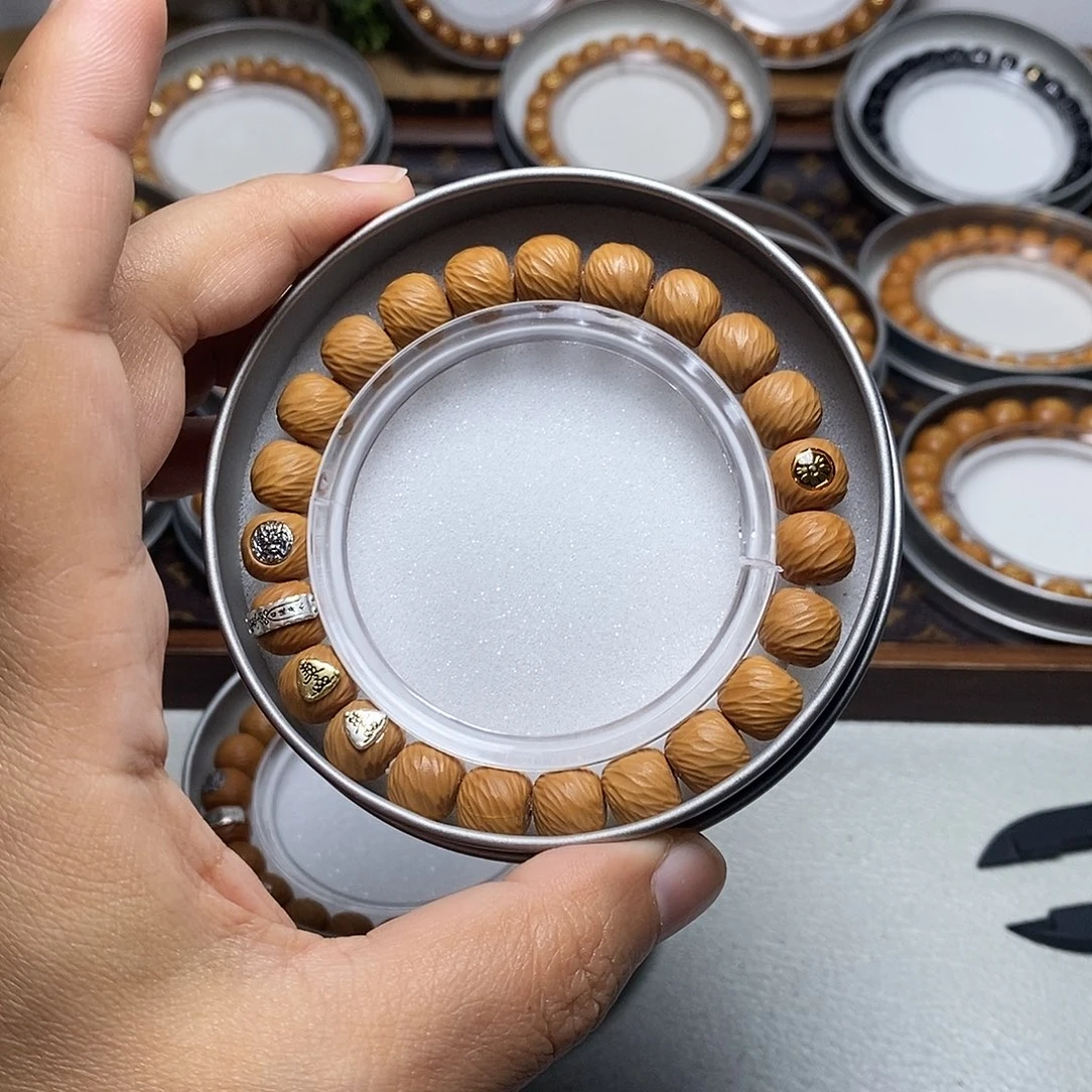 猴头核桃手串71号五标高配云锦10左右