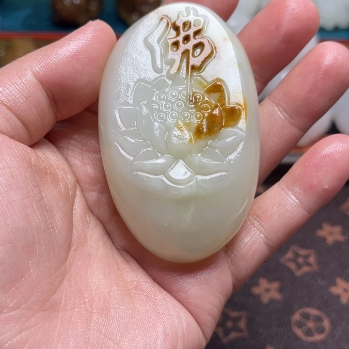 耐***人石材天然方解石手把件不退换