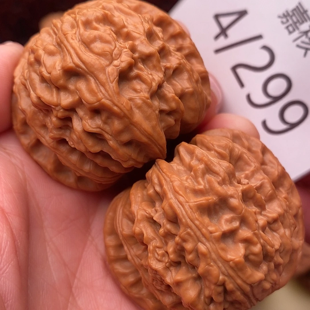 文玩核桃把件43.5白狮子