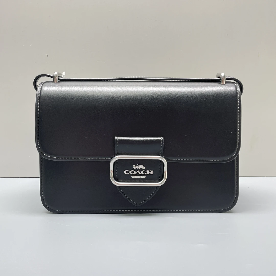 95新 COACH/蔻驰 morgan26黑色斜挎包26*16*8cmE111703