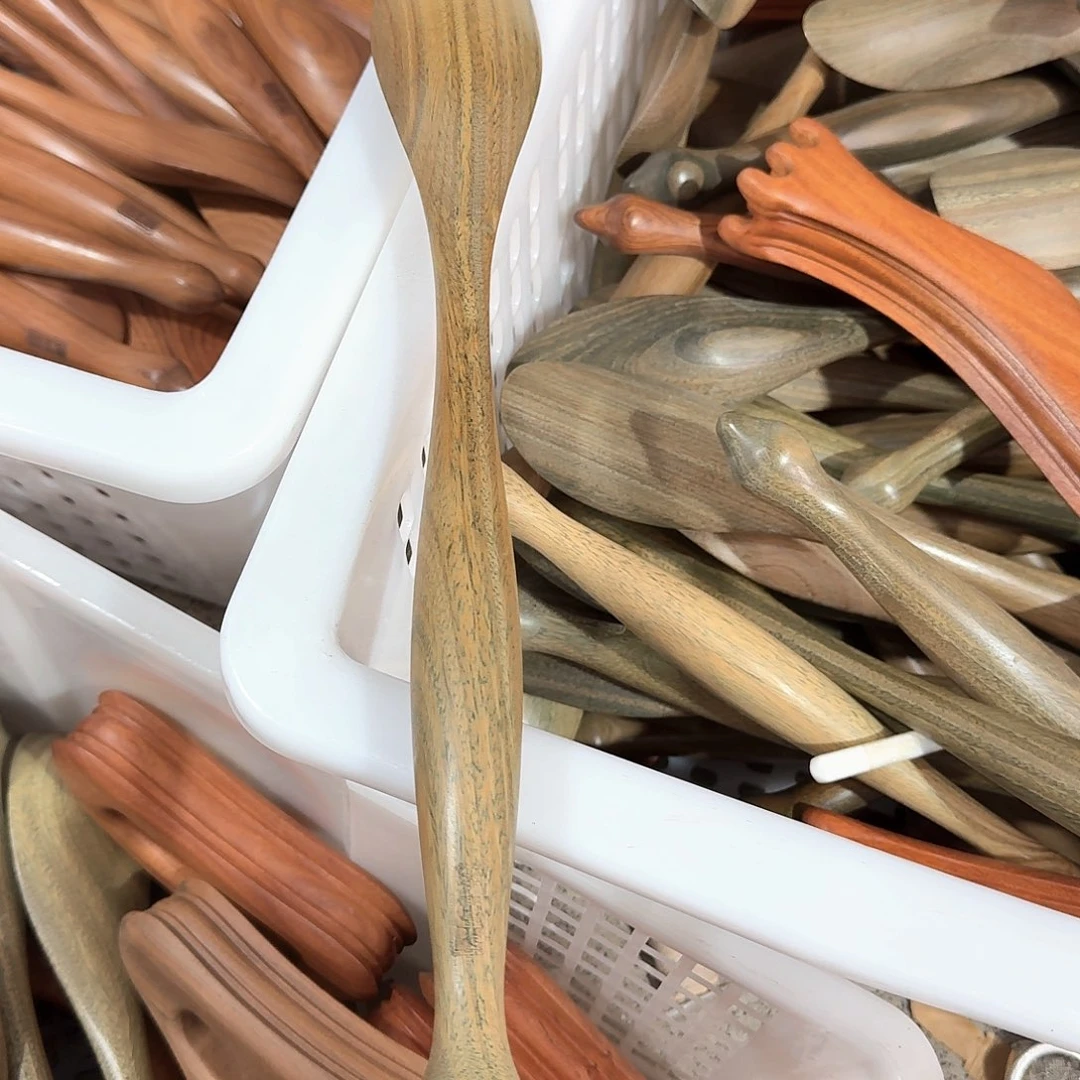 绿檀木莲花拍子瑕疵