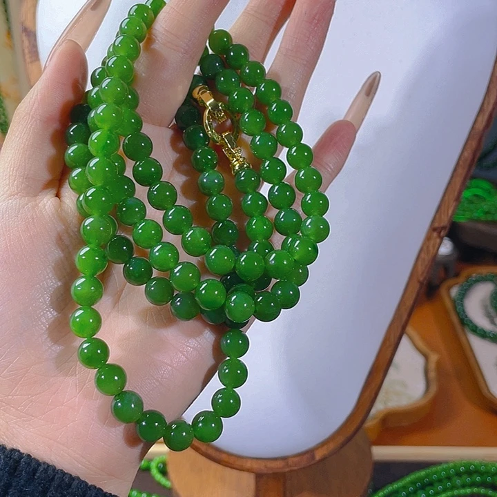 忍***杭和田玉（碧玉）未镶嵌颈饰8