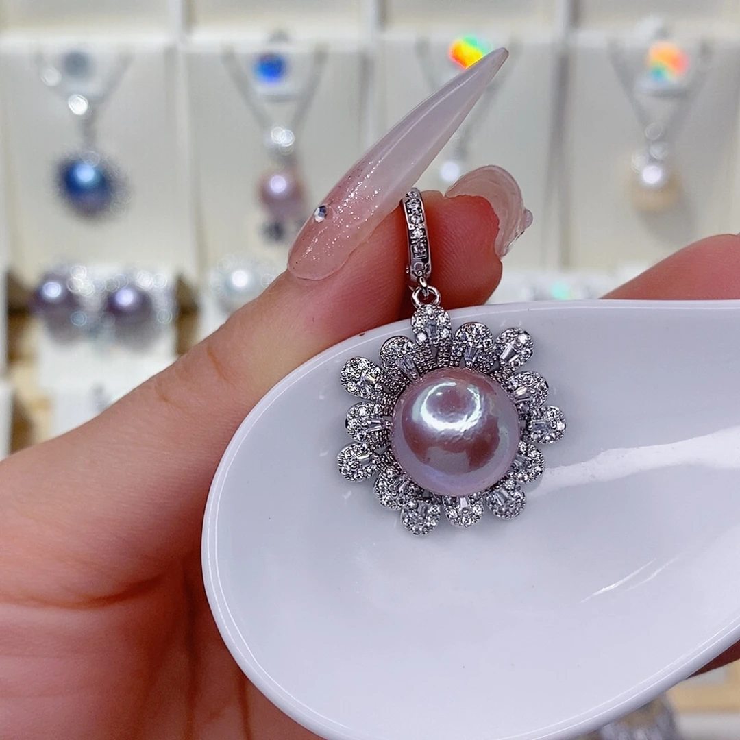 淡水珍珠吊坠(赠链)未镶嵌