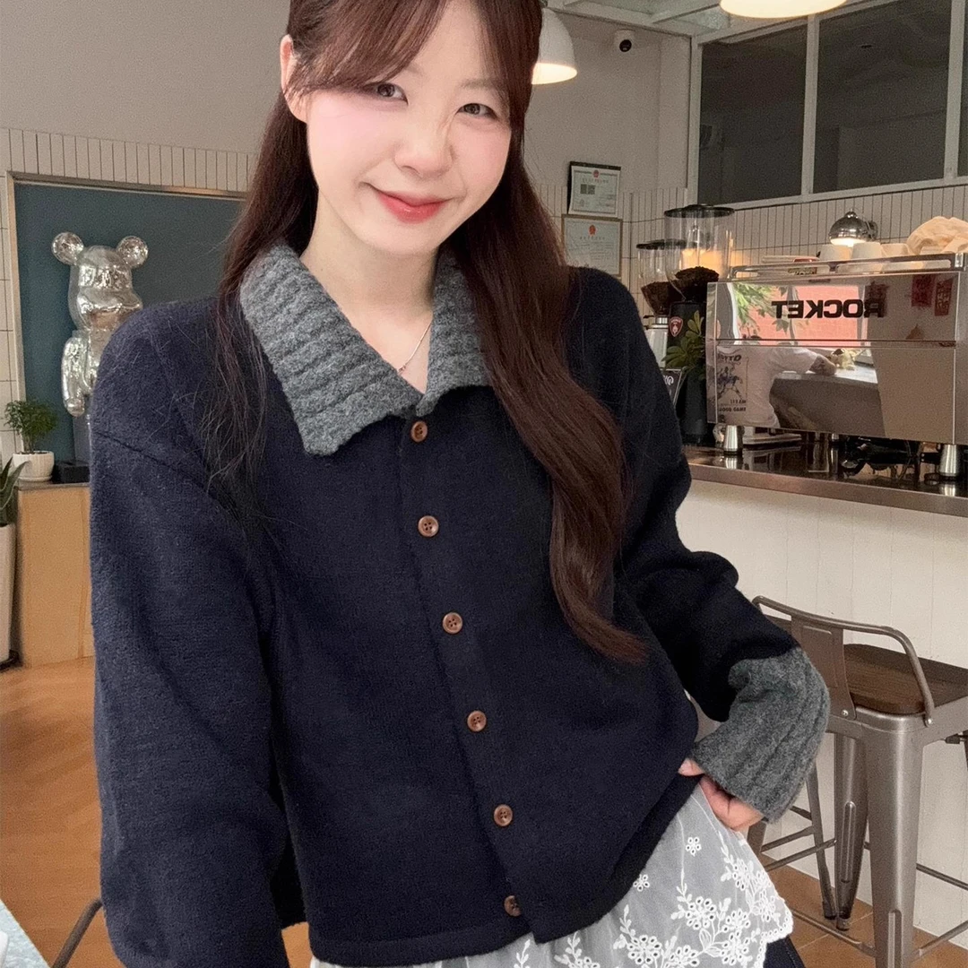 清冷系衣服慵懒风设计感撞色翻领条纹毛衣女秋季宽松长袖针织上衣