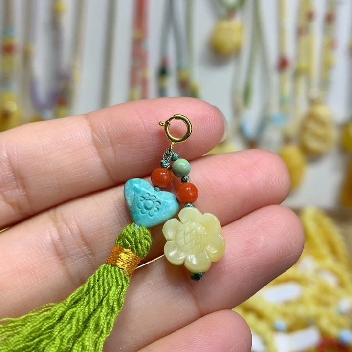 裸石蜜蜡未镶嵌配饰