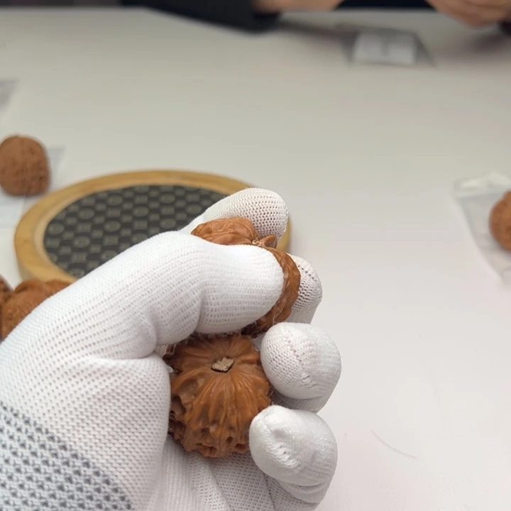 文玩核桃把件忘**a平闷