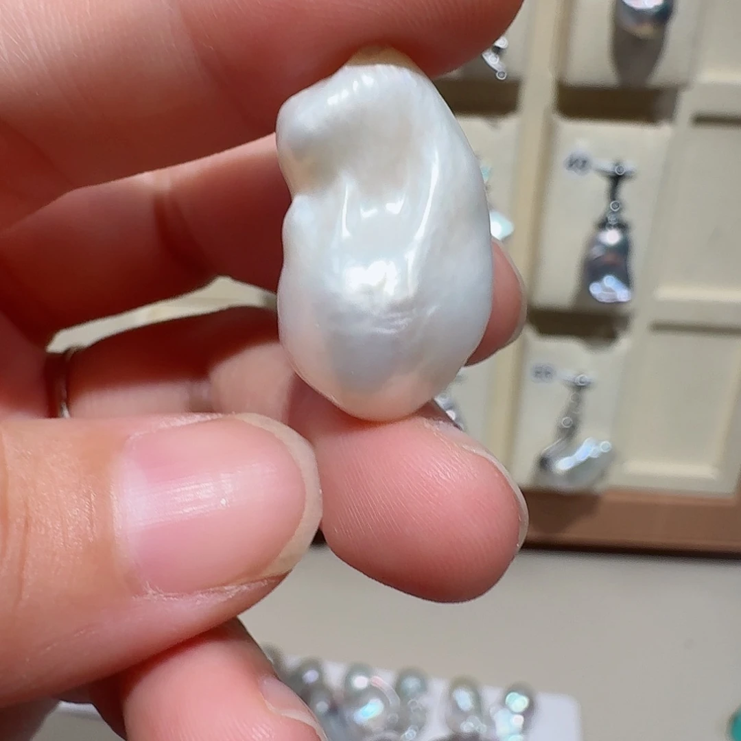 颈饰未镶嵌淡水珍珠