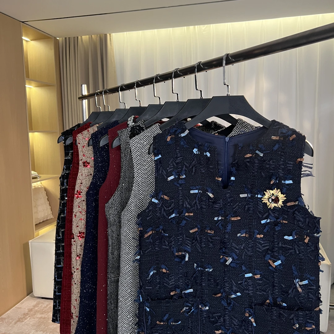 【A编码】先选编码再选尺码     秋冬新款设计款小众百搭气质连衣裙