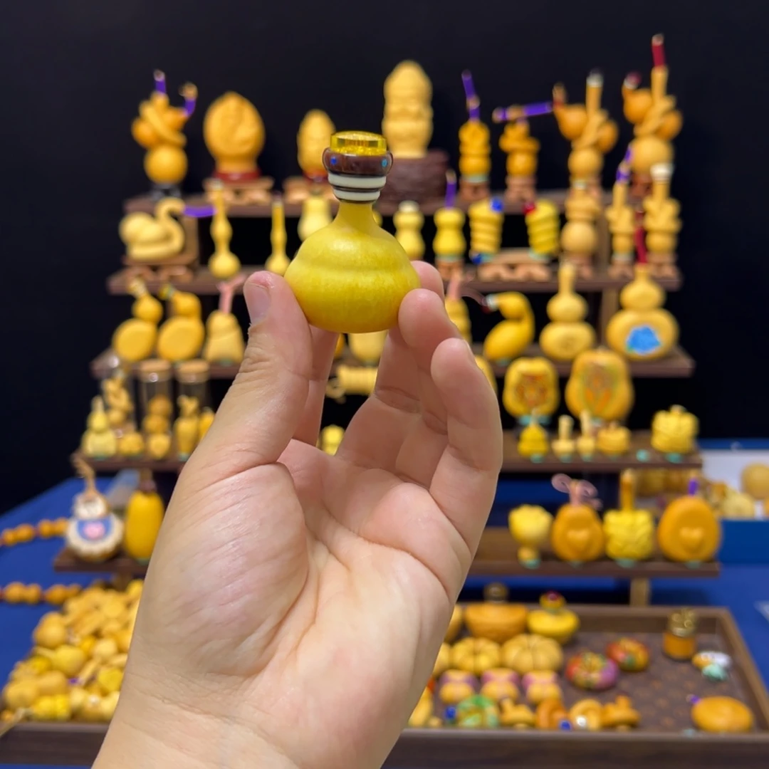 感****本都不够，加个粉丝团去拍吧。