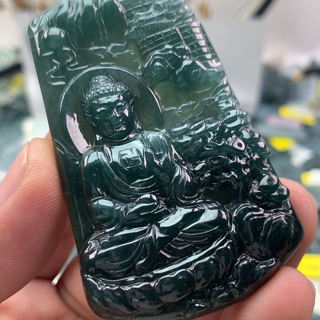 翡翠未镶嵌颈饰阿弥陀佛