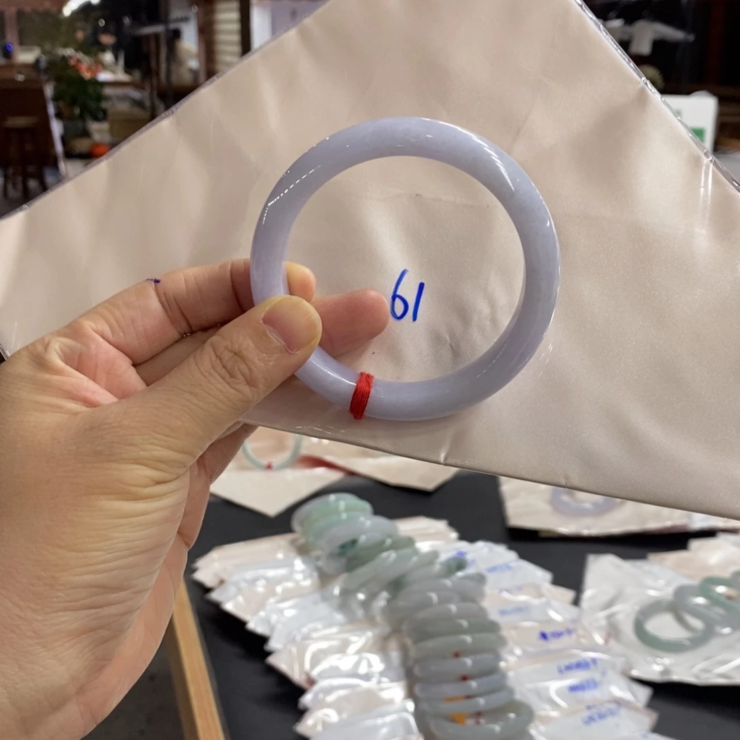 翡翠未镶嵌手镯翡翠