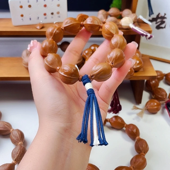 哎****哦19x24梅林铁核手串10颗