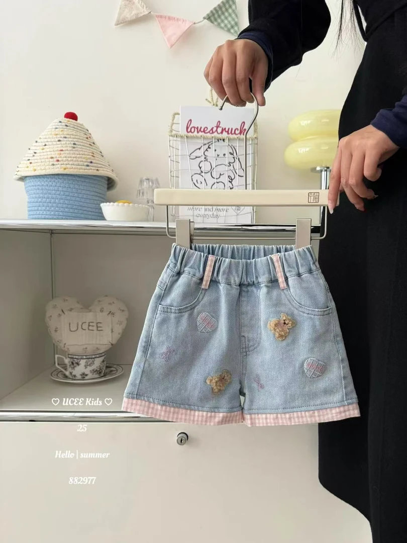 釉兮25夏季新款直筒粉格子卷边小熊贴布刺绣牛仔短裤七分裤