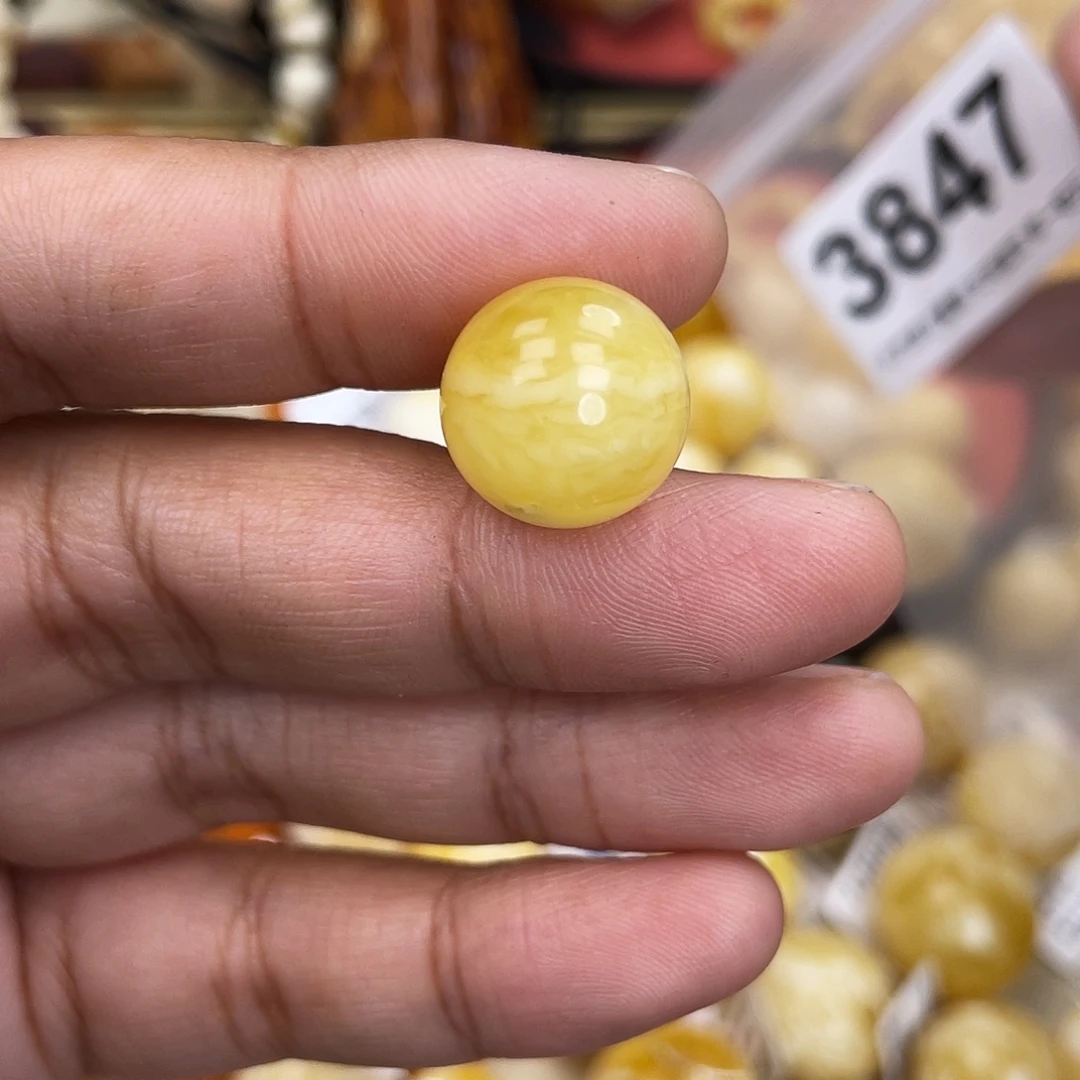 蜜蜡未镶嵌珠宝奇石沙眼14.2