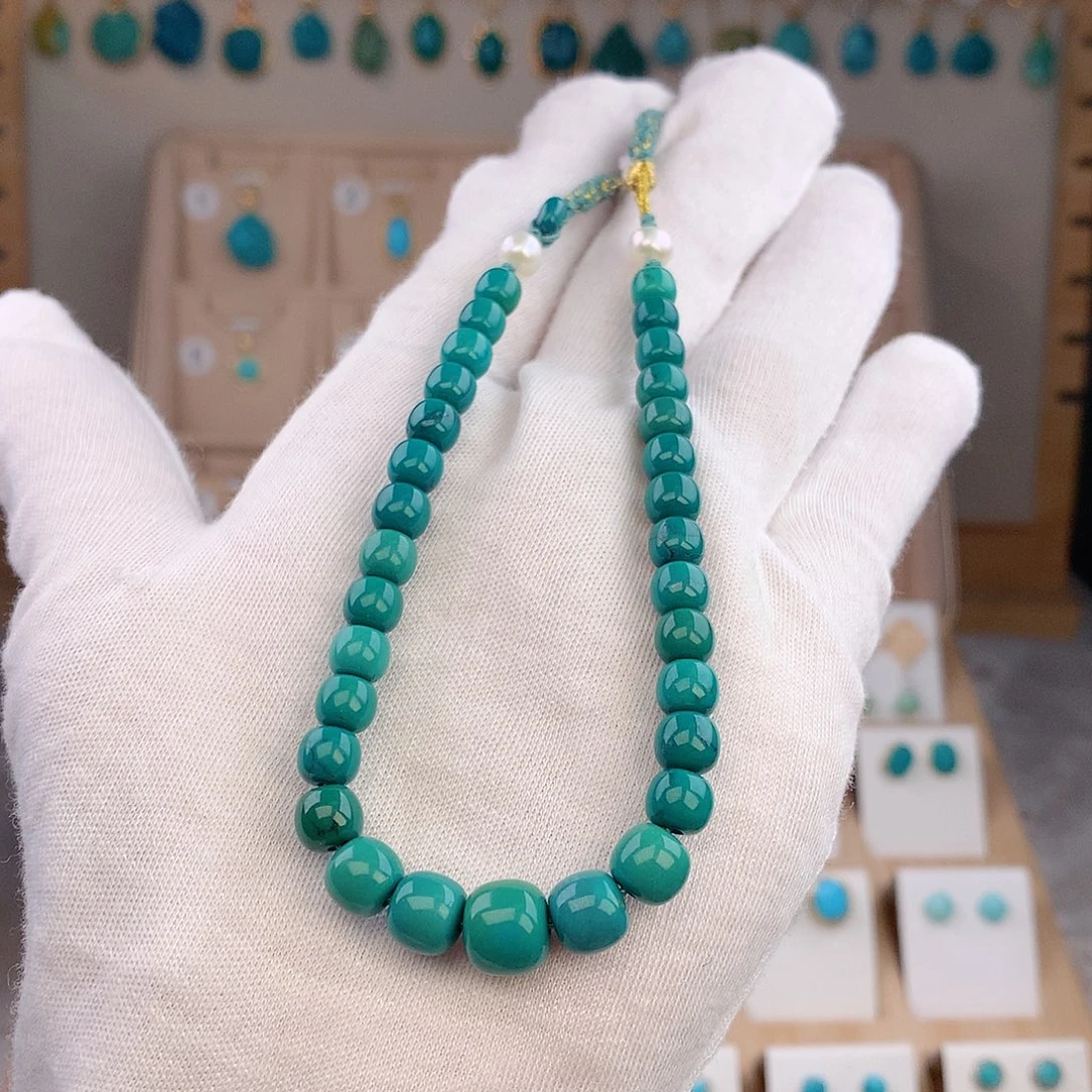 绿松石未镶嵌颈饰