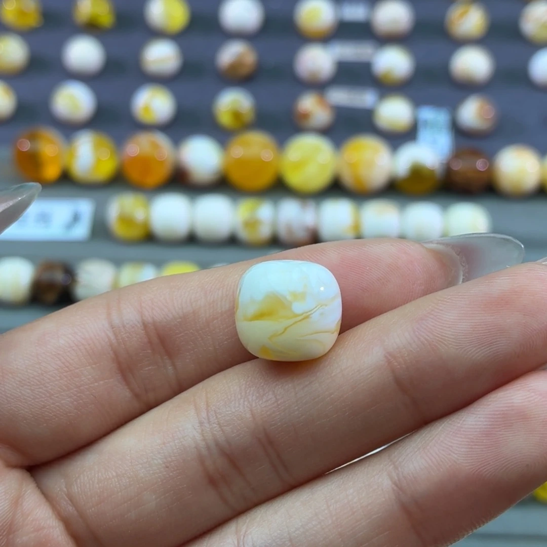 琥珀未镶嵌裸石蜜蜡13
