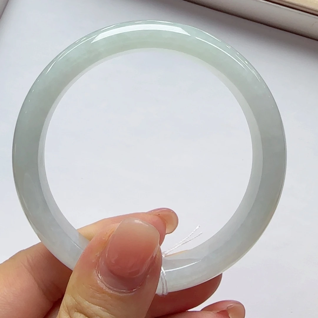 颈饰未镶嵌翡翠手镯55