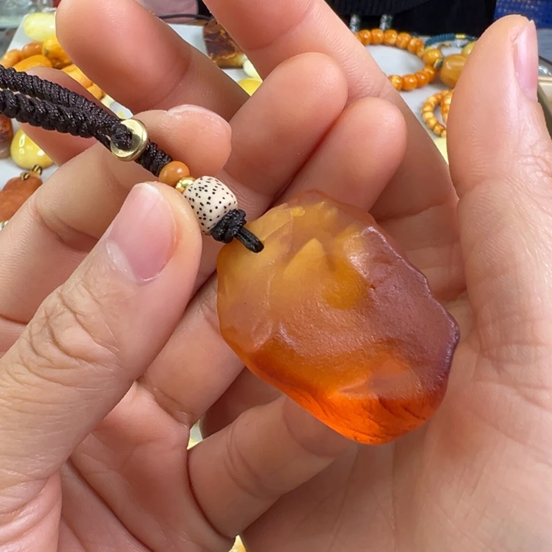 蜜蜡裸石未镶嵌琥珀