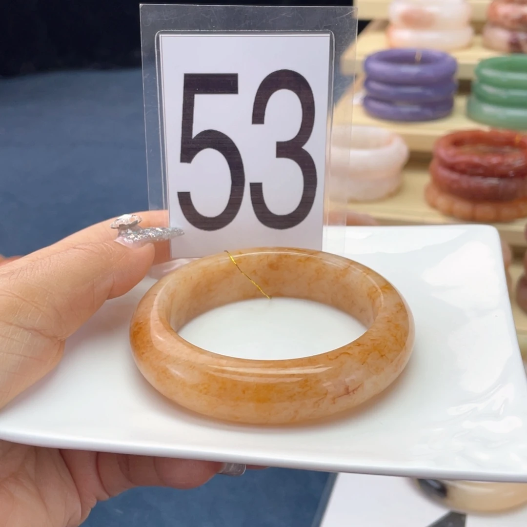 石英岩玉未镶嵌手镯