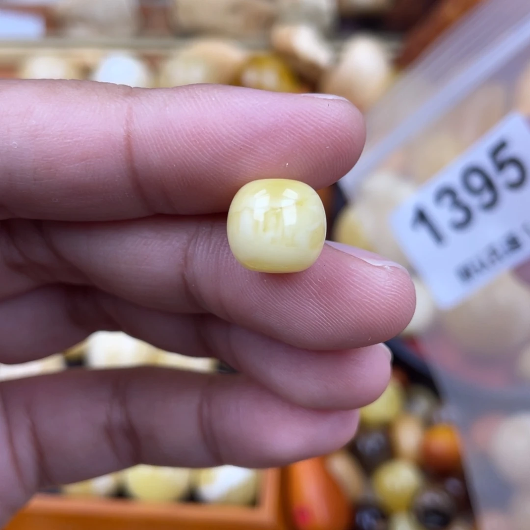 未镶嵌蜜蜡珠宝奇石11