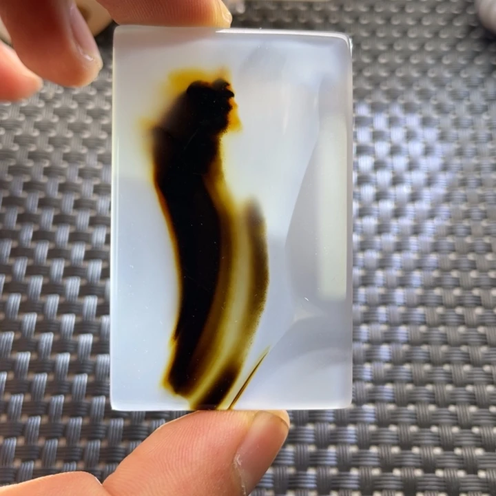 未镶嵌颈饰玛瑙/玉髓邻*