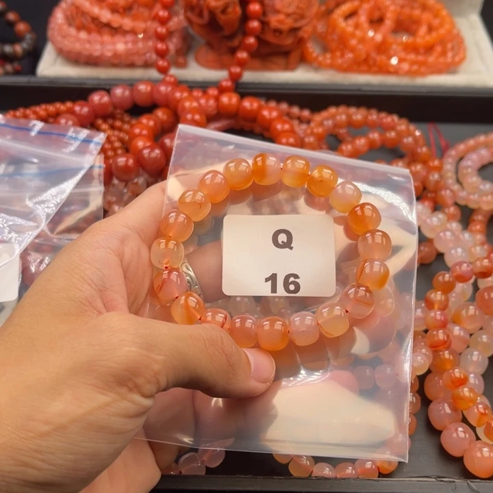 南红玛瑙未镶嵌多样性发货默认微瑕称重11mm