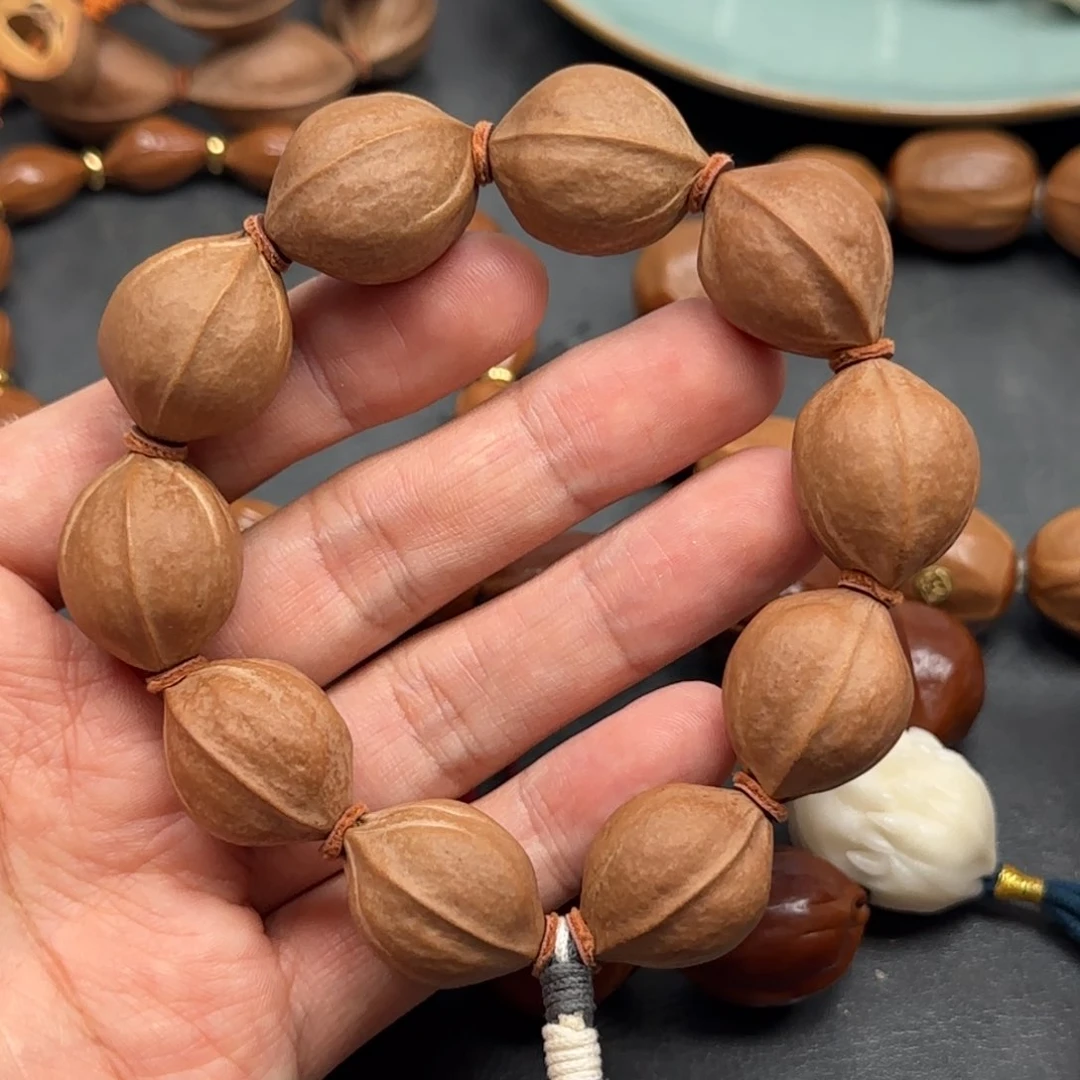 橄榄核手串1.9✖️2.4毕业短圆