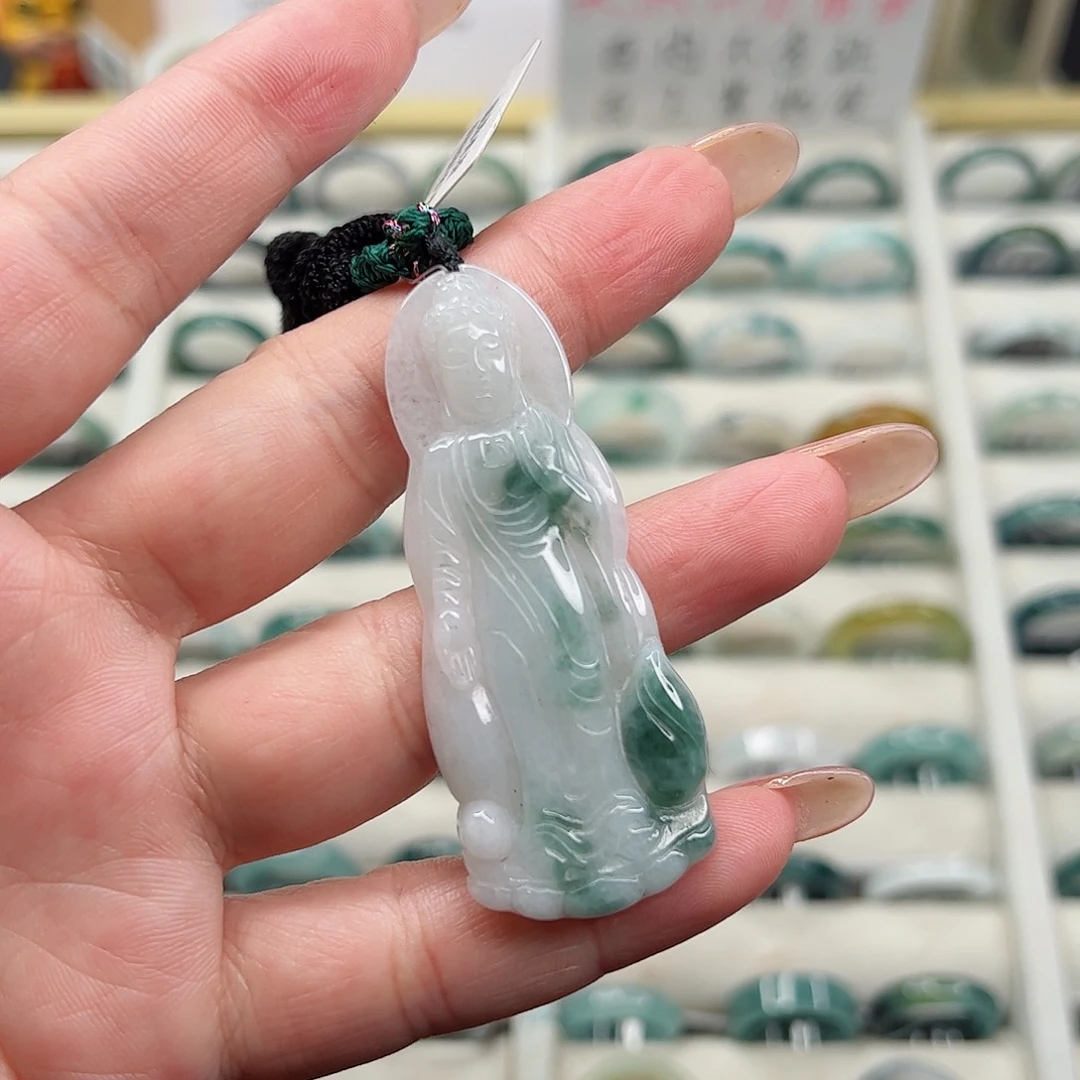 翡翠戒指未镶嵌翡翠