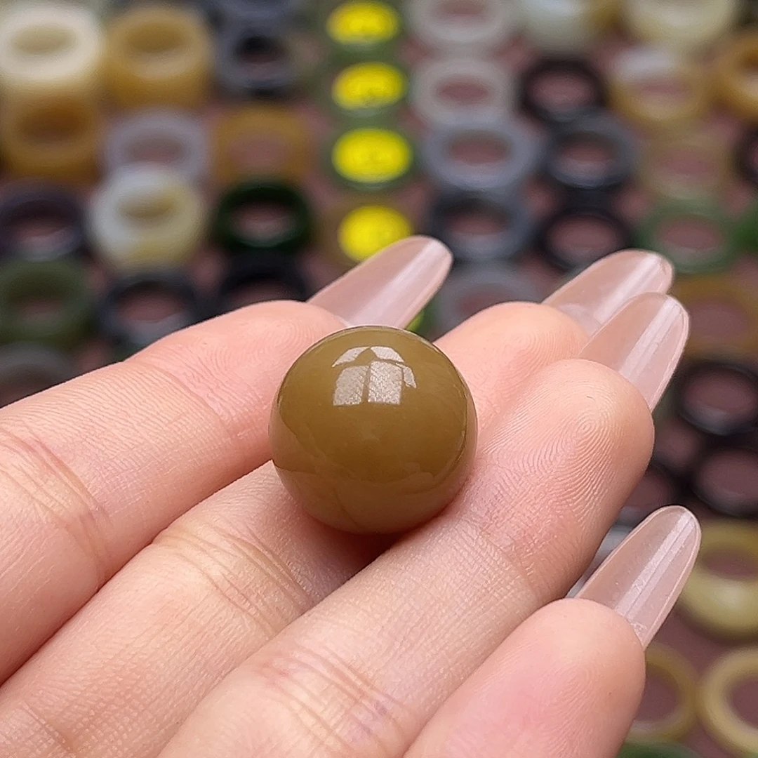 Y***吒和田玉未镶嵌戒指卡16