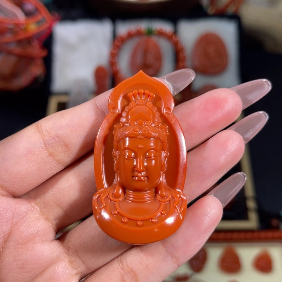 南红玛瑙未镶嵌正庄观音像52.5*28.6