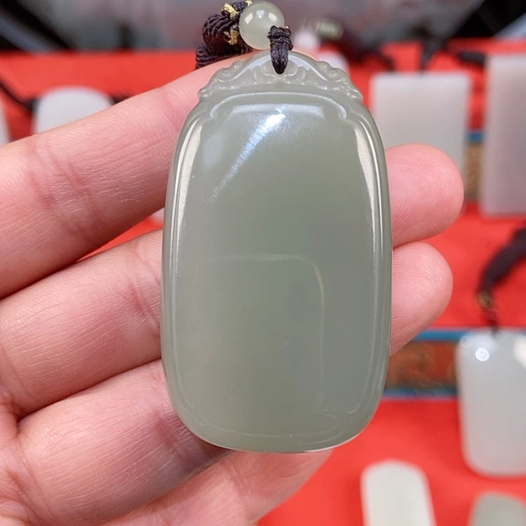 【闪购商品】颈饰未镶嵌和田玉