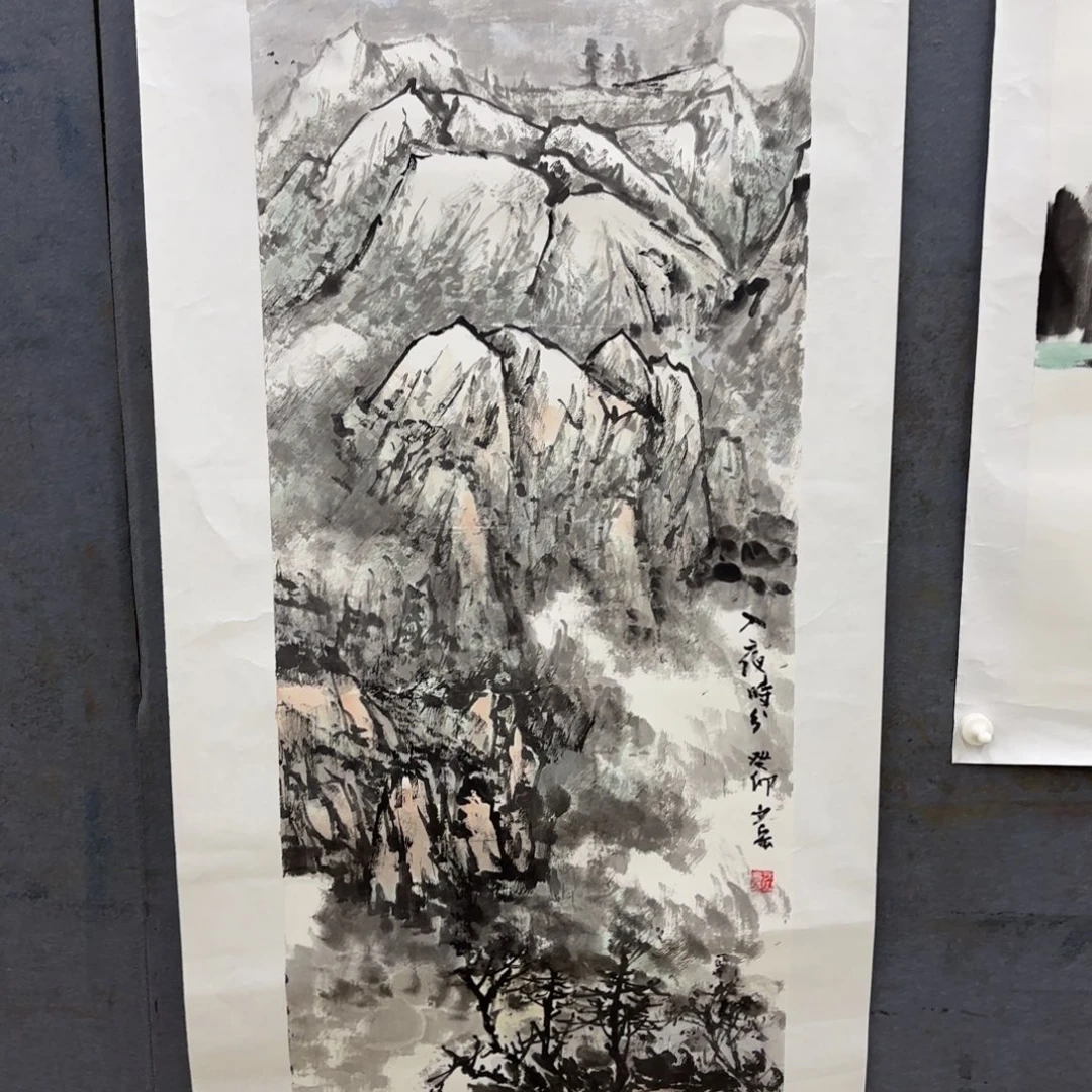 依***此国画卡纸是一个人在