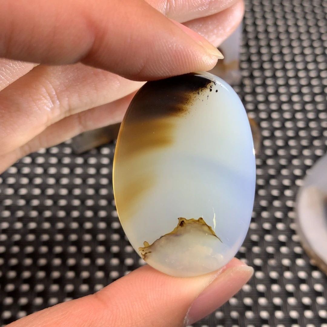 玛瑙/玉髓颈饰未镶嵌