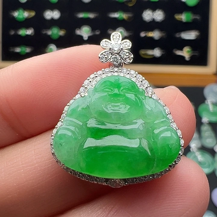 翡翠18K金镶嵌颈饰佛