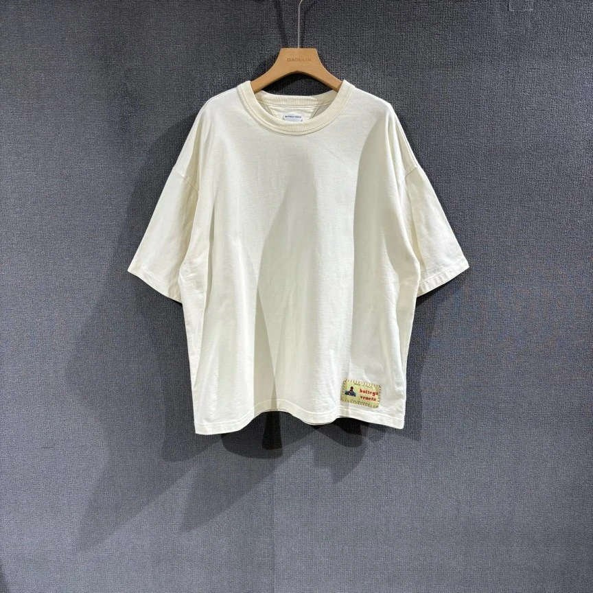 未使用 BOTTEGA VENETA/葆蝶家 （pm）米色短袖T恤 全新m码/6032