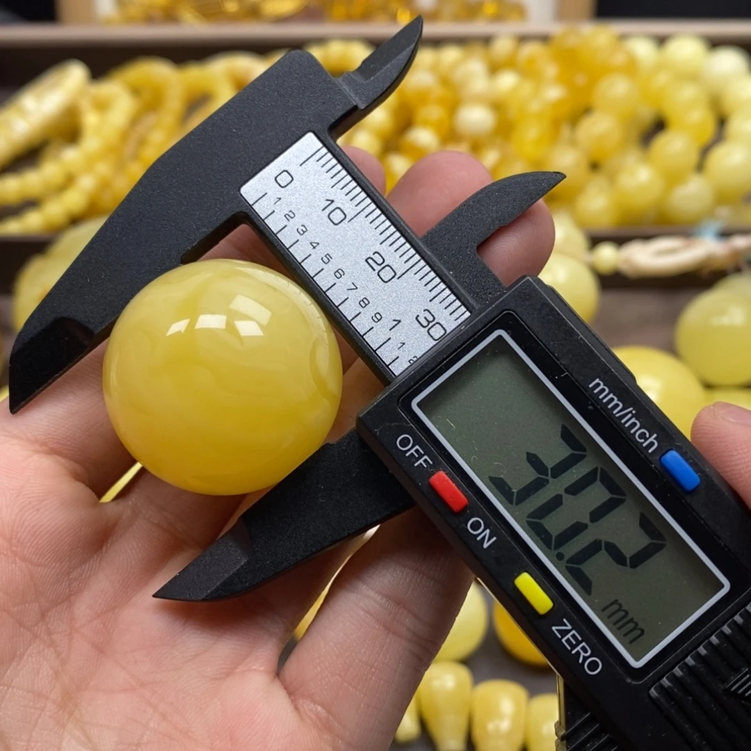 琥珀未镶嵌裸石蜜蜡