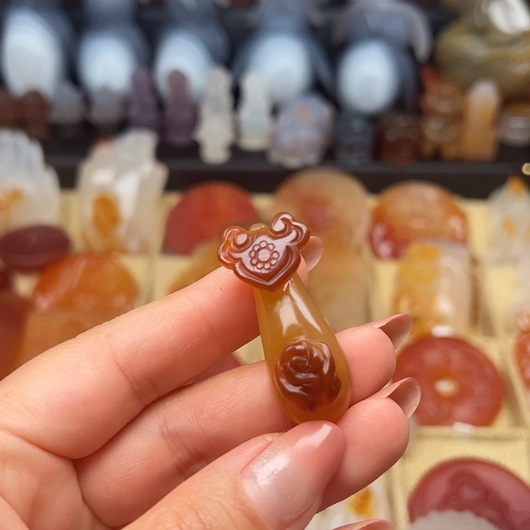 玛瑙/玉髓未镶嵌颈饰