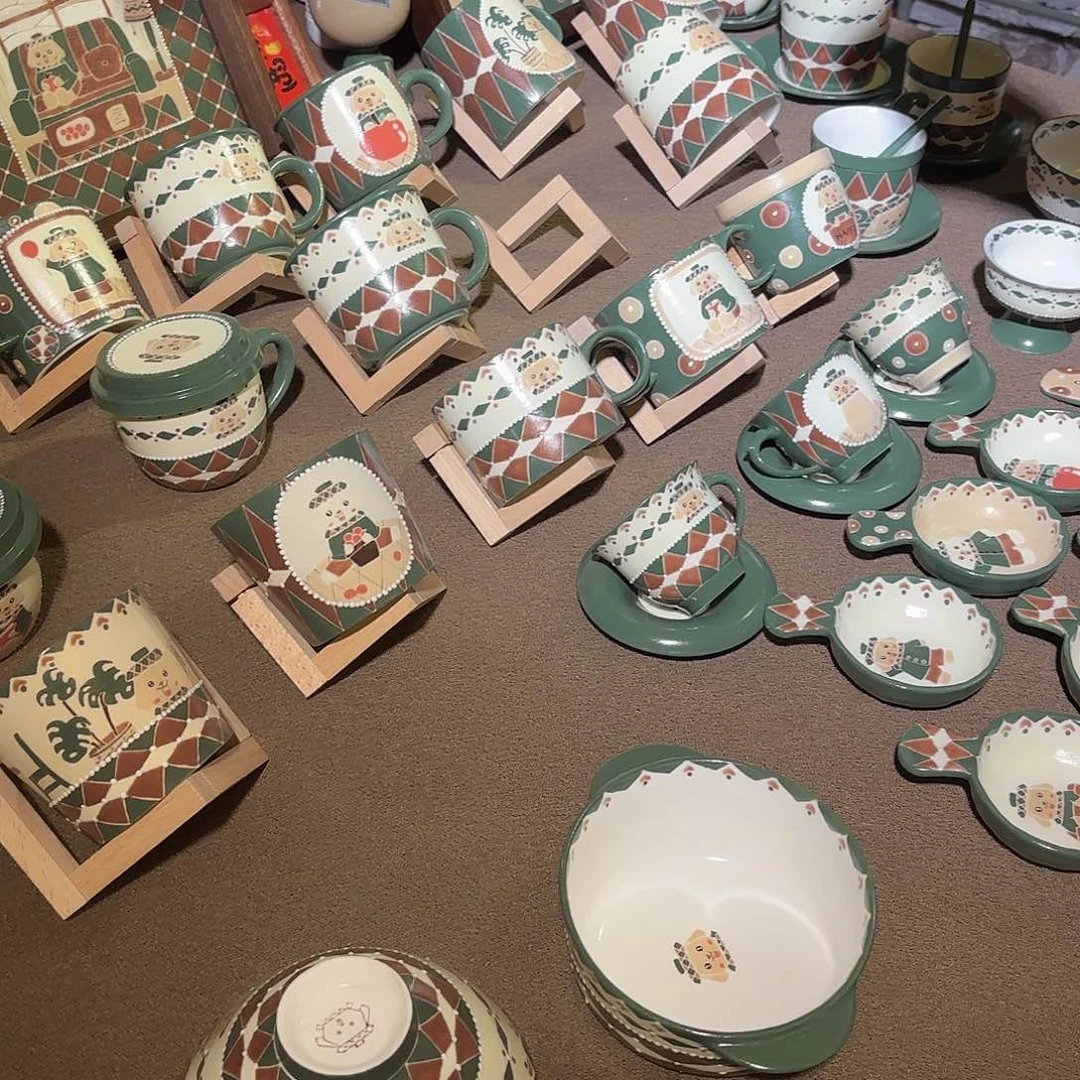 陶瓷陶瓷陶瓷摊位131