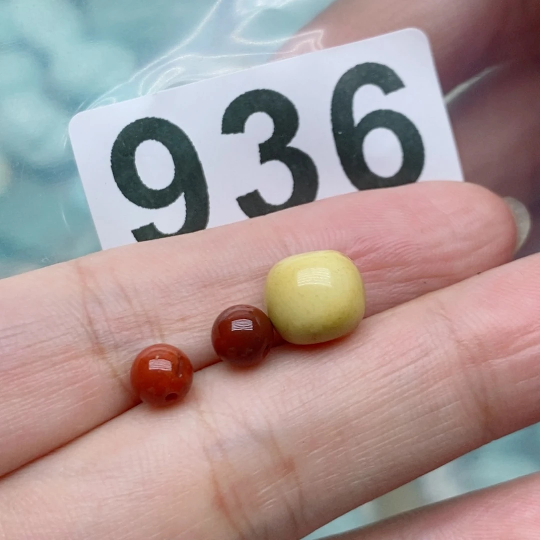 南红玛瑙未镶嵌珠宝奇石