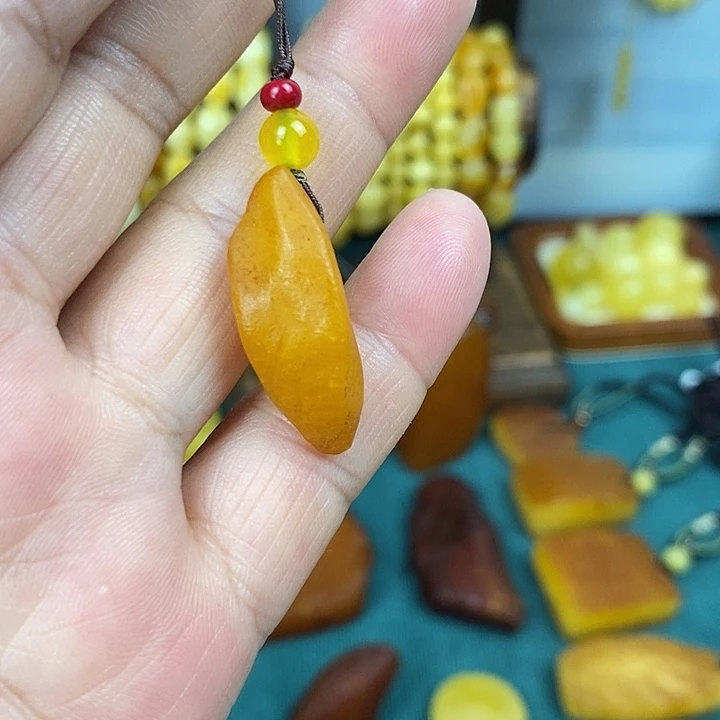 未镶嵌蜜蜡裸石手机挂件