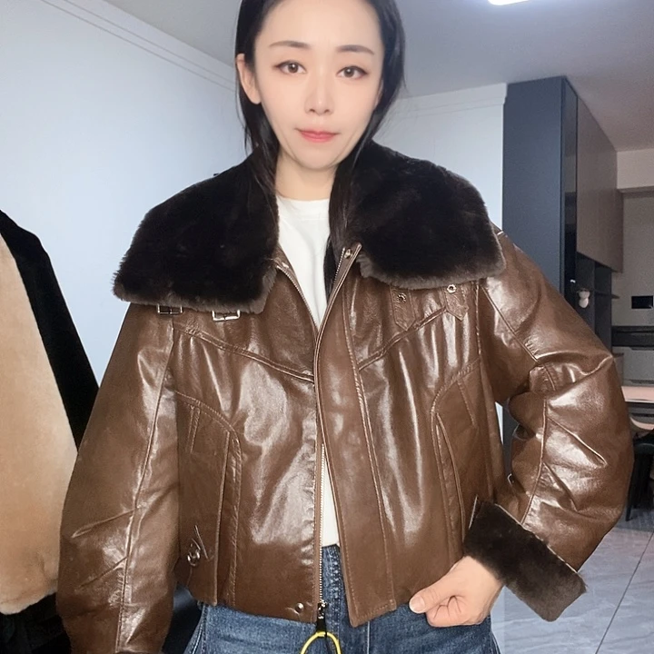 绵羊皮油蜡鹅绒配皮毛一体领M120，L130斤内拍下备注尺码