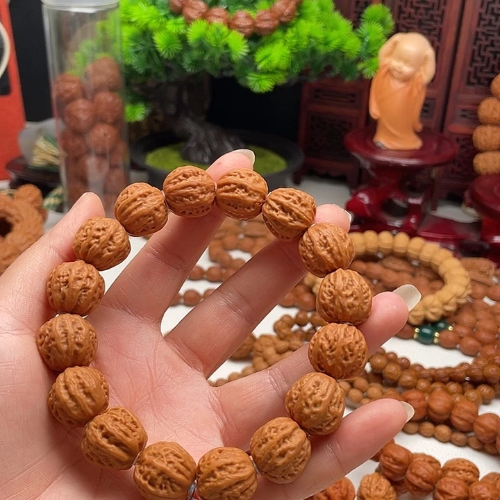 十***.桃核手串西瓜纹精八楞