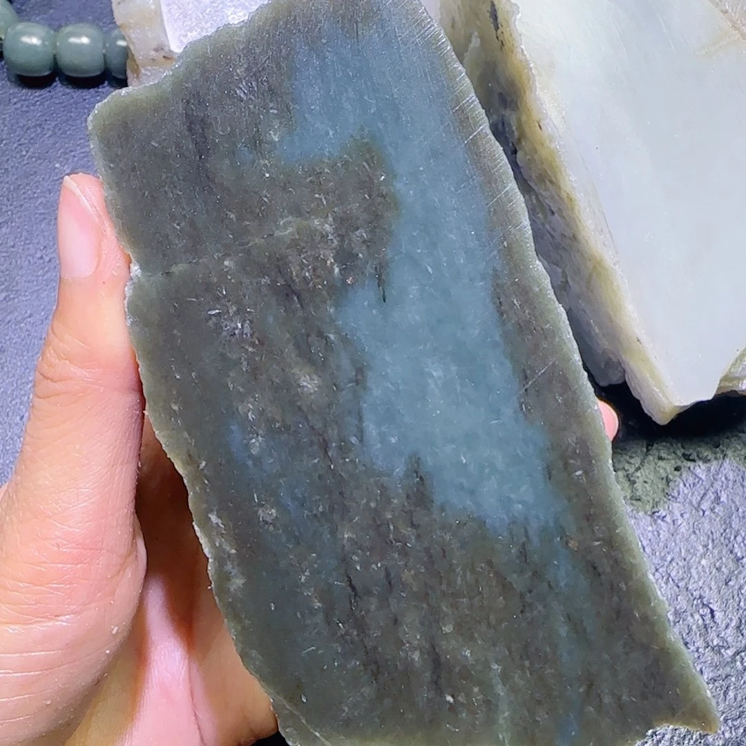 和田玉未镶嵌珠宝半成品