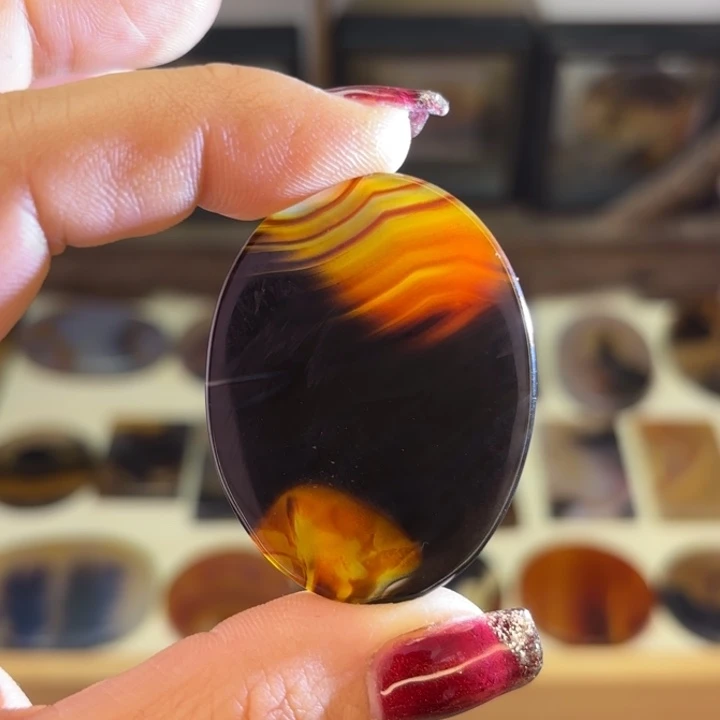 玛瑙/玉髓颈饰未镶嵌