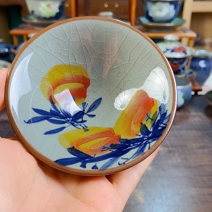 瓷片手工制作工艺精湛等