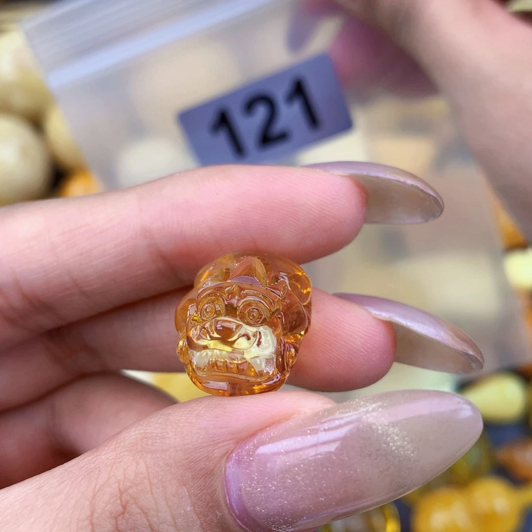 爱***瓜琥珀未镶嵌珠宝奇石