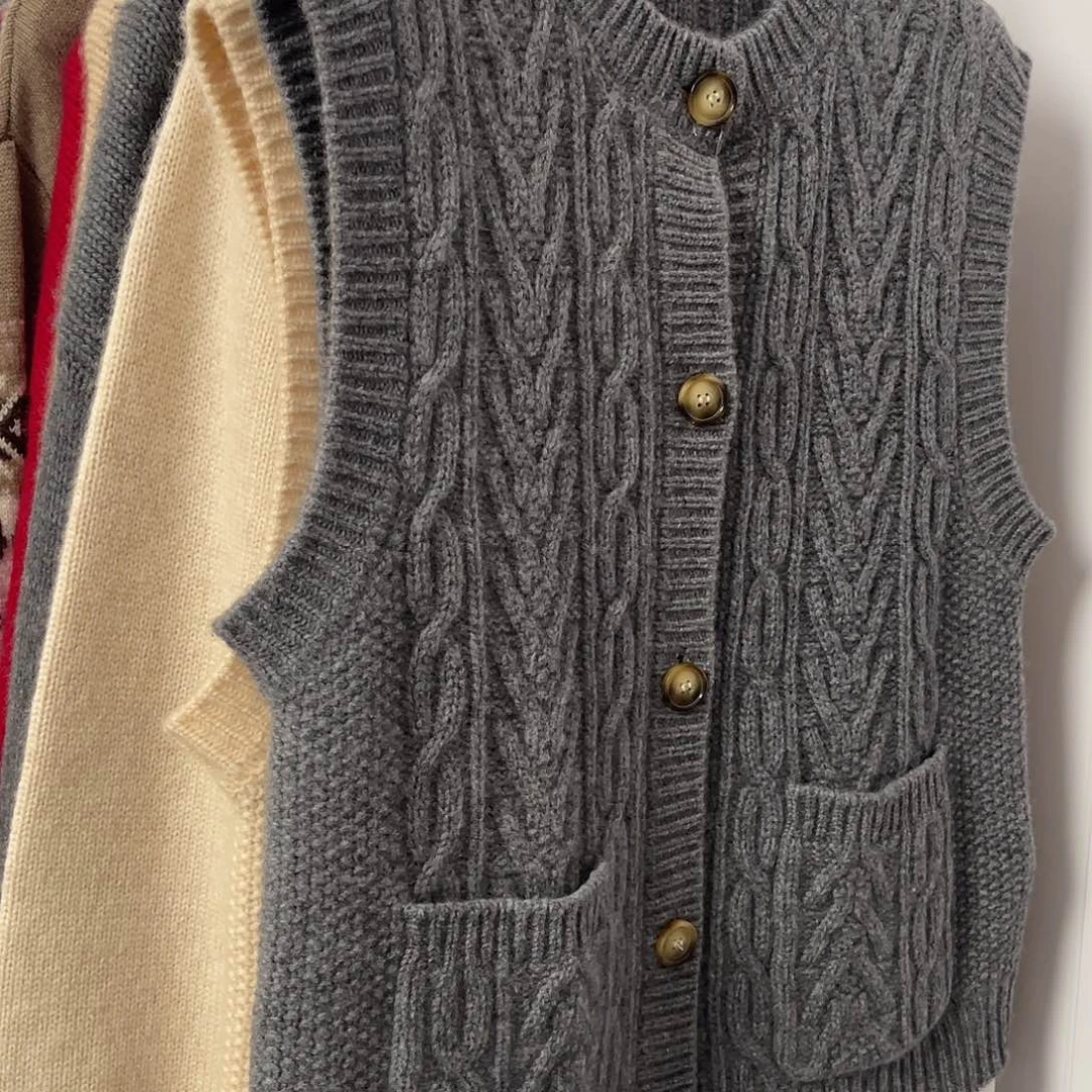 圆领 加厚 羊绒 开衫 马甲