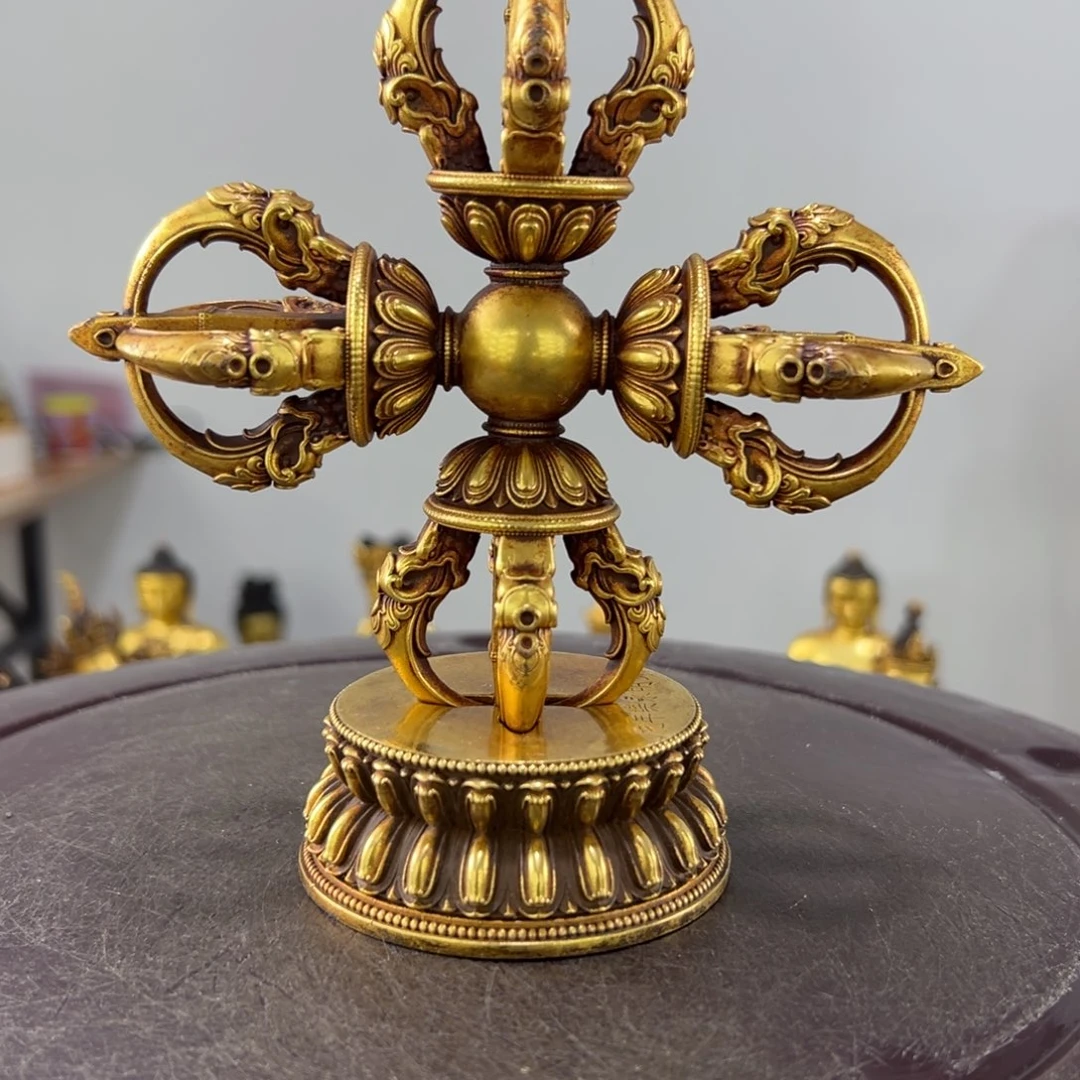 宸*佛像的造型和造型